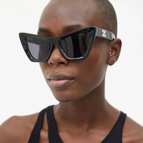 🕶️New Off-White OERI045 EDVARD 1007 Sunglasses - Black Frame, Grey Lenses - Picture 1 of 10